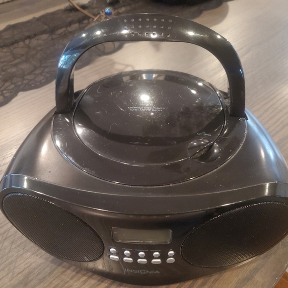 Insignia™ - Insignia CD Boombox - Black battery op. see notes about antennae - Picture 11 of 11